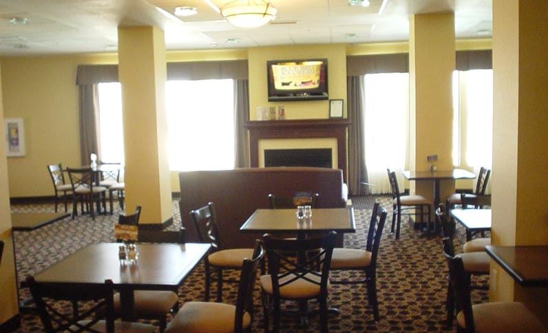 Holiday Inn Express Hotel & Suites Willcox - Willcox, AZ